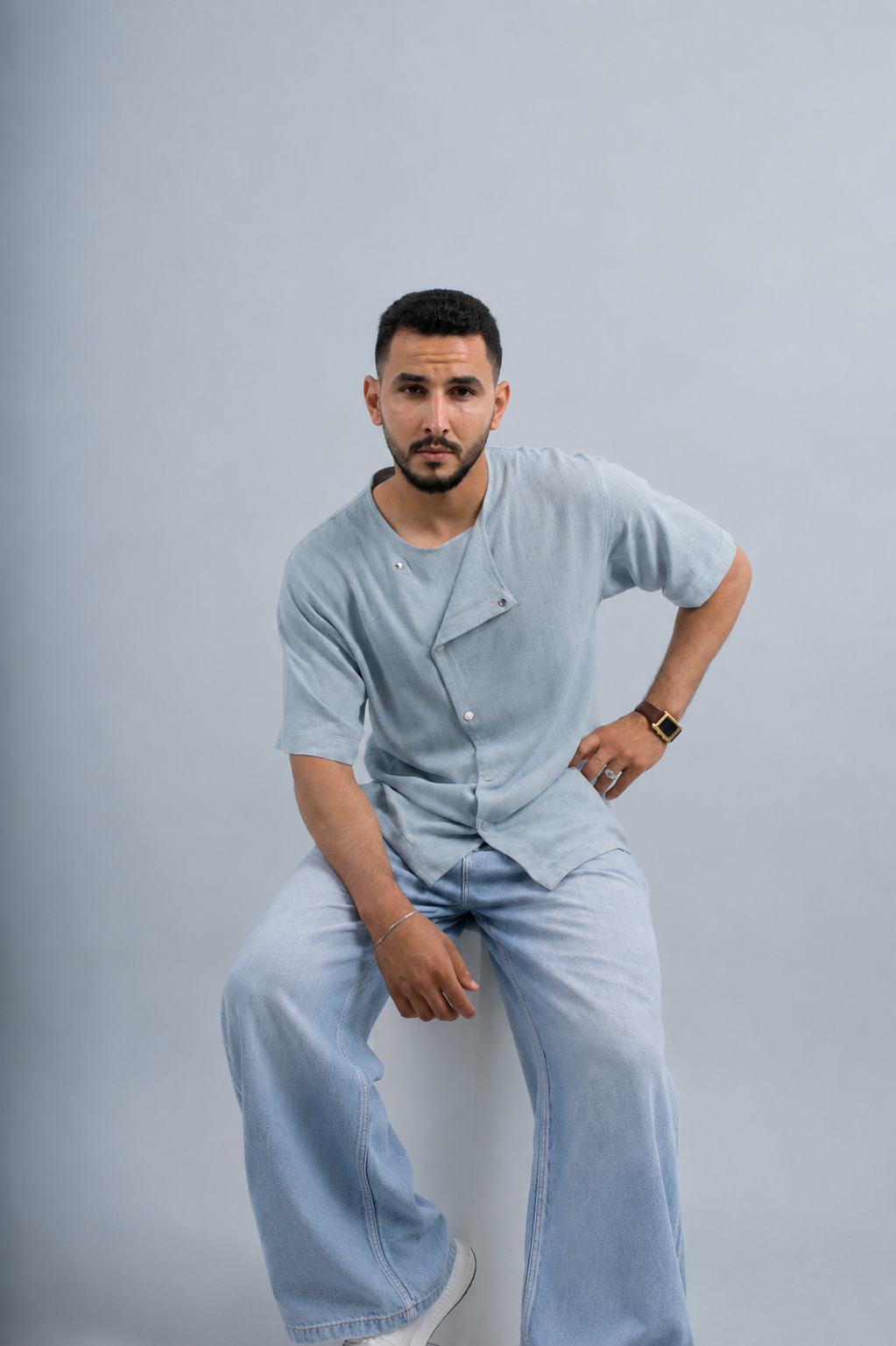 Light blue gray linen shirt with short sleeves