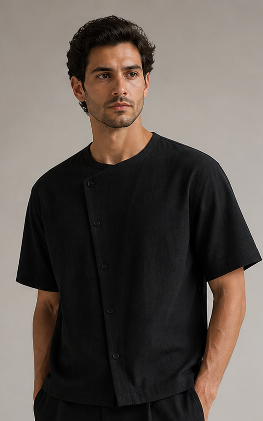 Black linen shirt with short sleeves